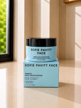 $64 Sofie Pavitt Face Omega Rich Moisturizer 50mL Acne Safe